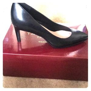 Taryn Rose Black Pumps size 8